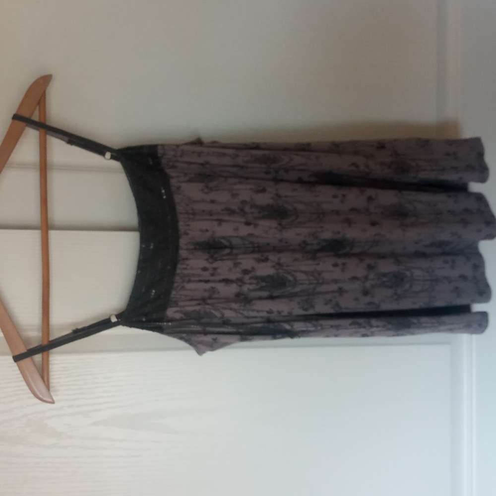Miss me camisole top with chain